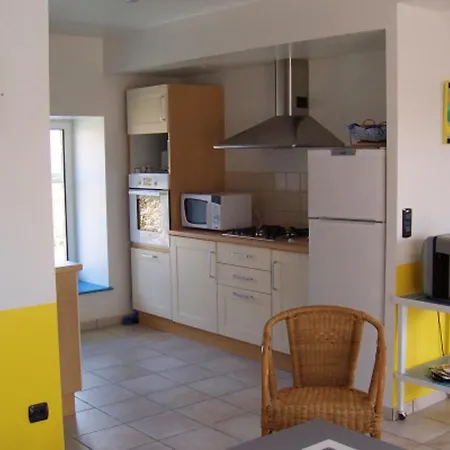 Spacieux A Dragey Avec Jardin Cloture Apartamento